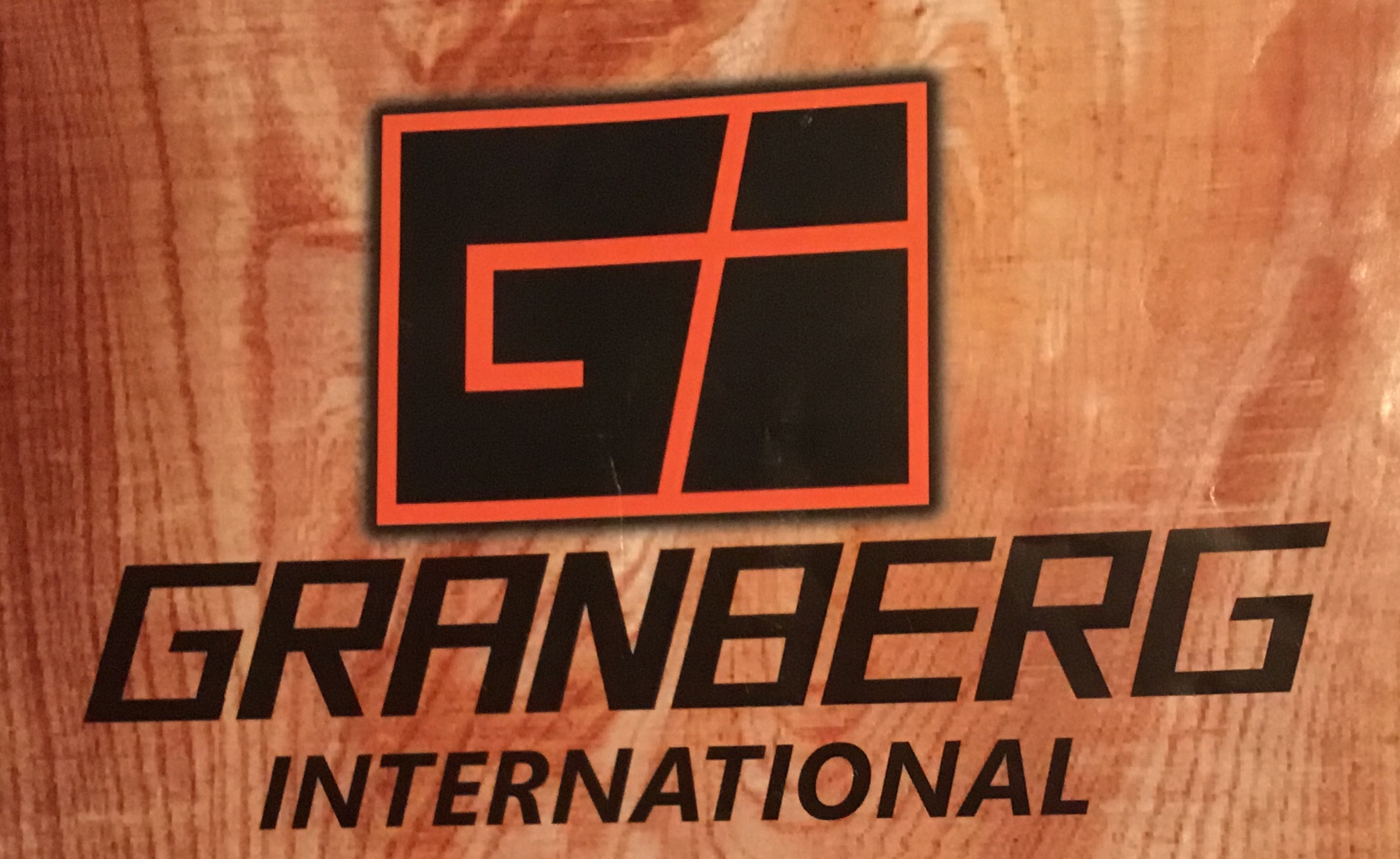 A Chain Saw Lumber Mill... Oh the Possibilities! Jons DIY Life